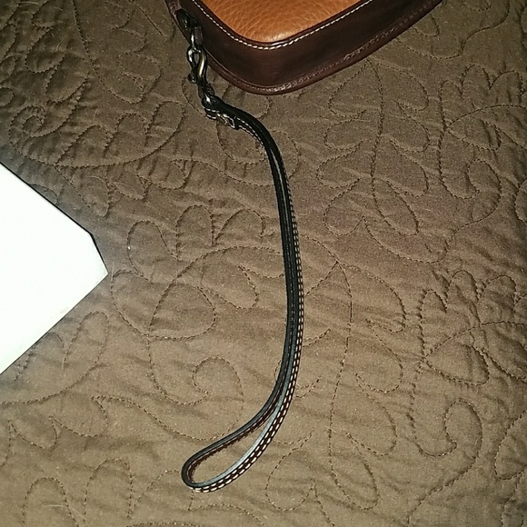 Dooney & Bourke flap wristlet - Picture 6 of 8